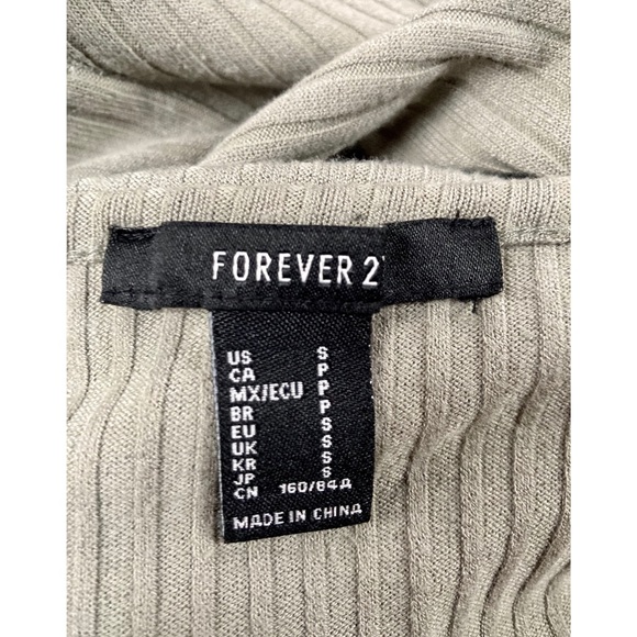 Button down crop top - Picture 5 of 5